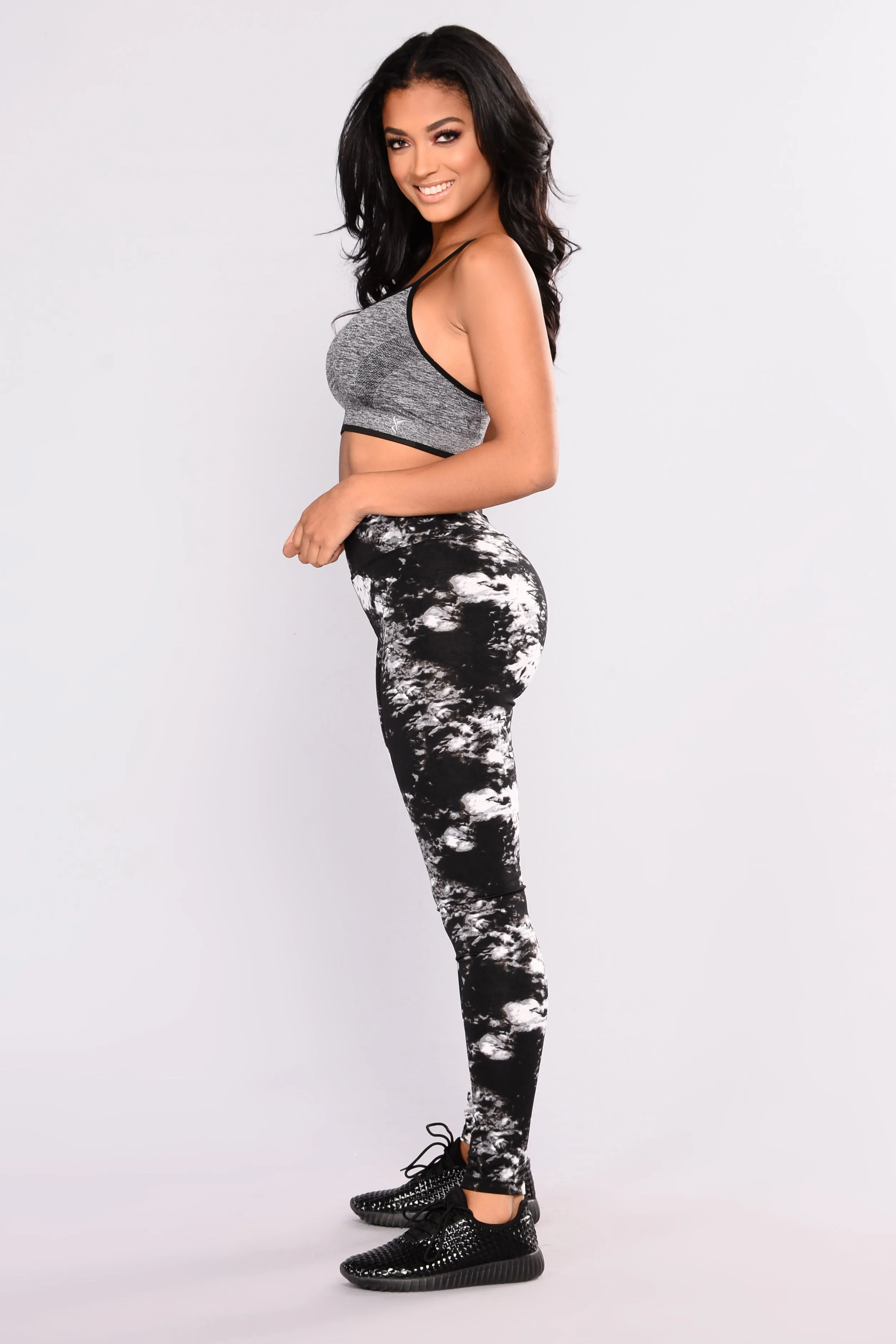 All Over The Place Print Leggings - Black