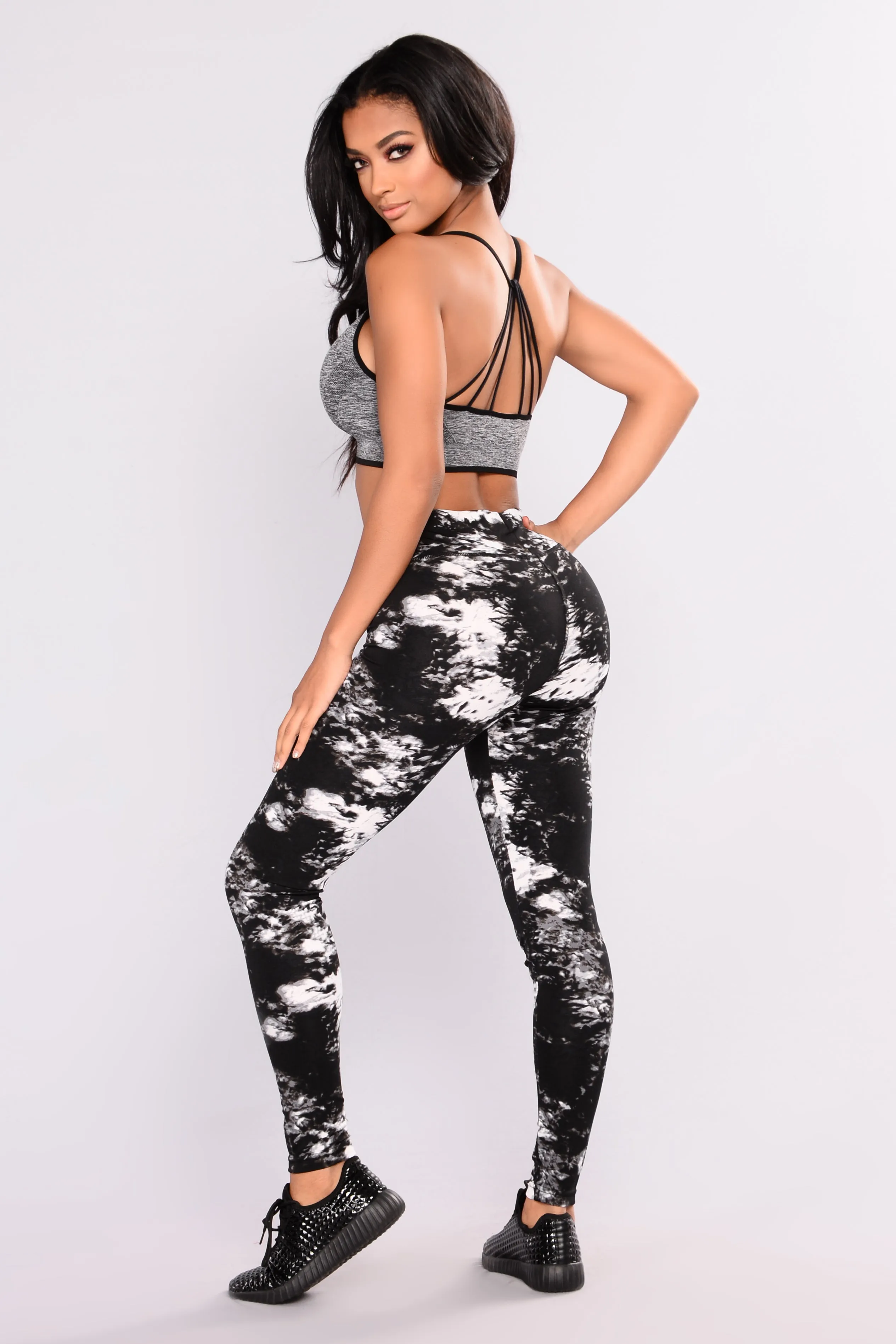 All Over The Place Print Leggings - Black