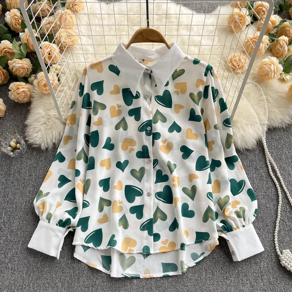 Cute heart pattern top    S170