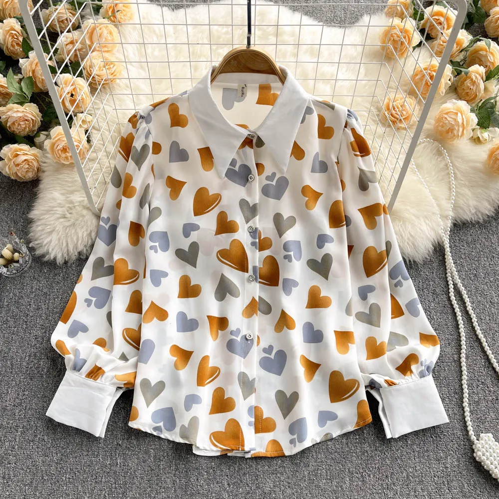 Cute heart pattern top    S170