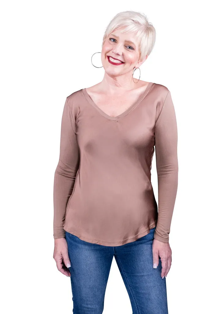 Everly Viscose Sheen Top (BLS137)