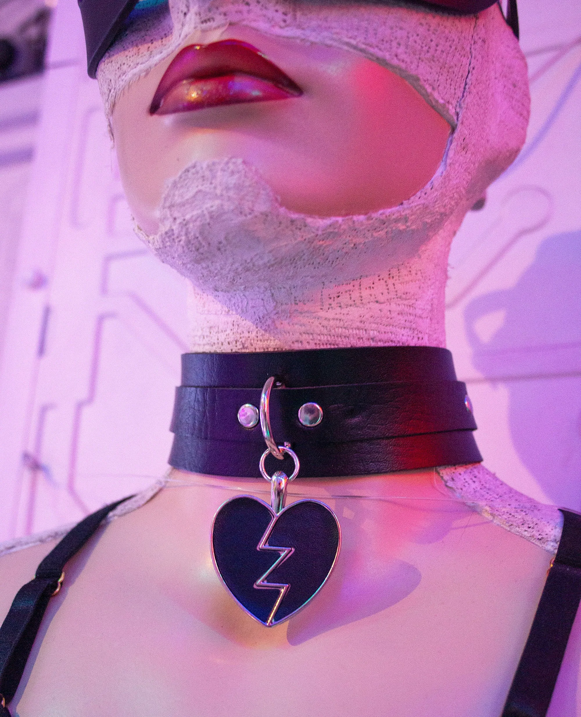 HEARTBREAKER COLLAR - XXX