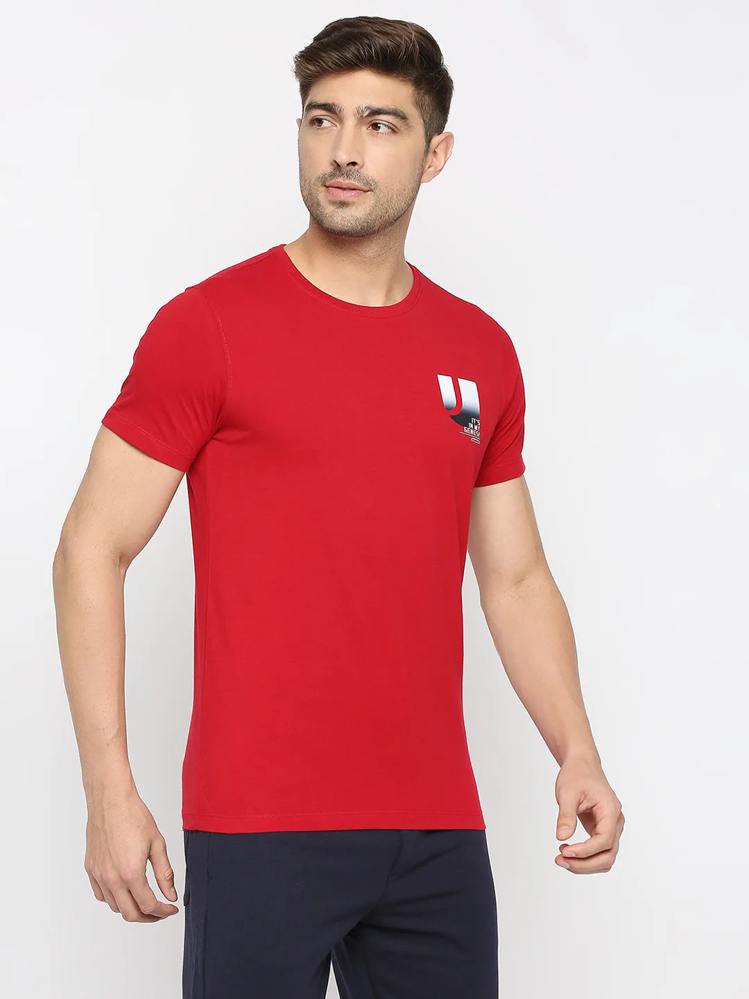 Men Premium Deep Red Cotton Round Neck Plain Tshirt- Underjeans By Spykar