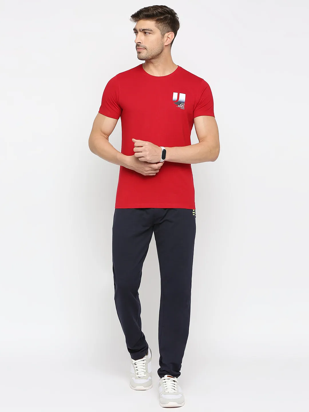 Men Premium Deep Red Cotton Round Neck Plain Tshirt- Underjeans By Spykar