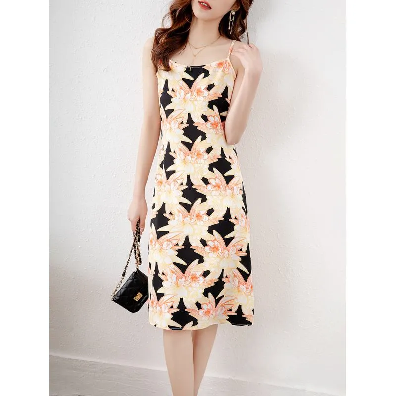 Slim-Fit Print Slimming Cami Dress