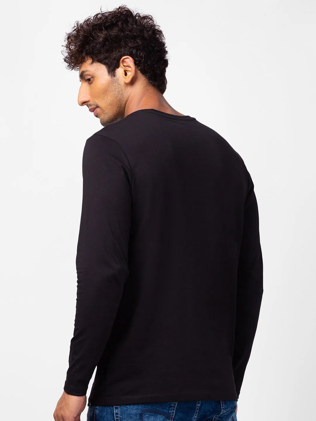 Spykar Men Black Cotton Slim Fit Round Neck Plain T-Shirt