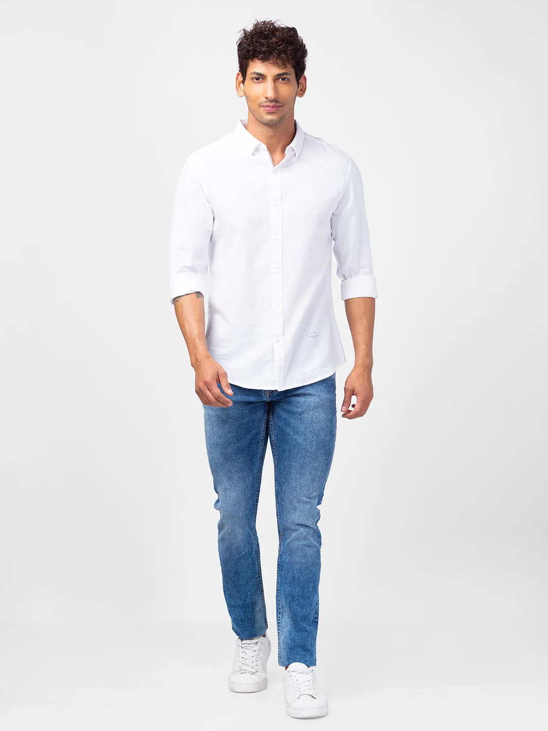 Spykar Men Cotton White Slim Fit Full Sleeve Plain Shirt