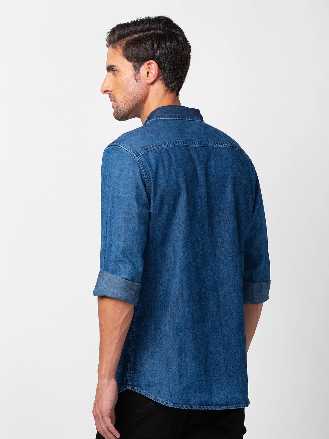 Spykar Men Mid Blue Cotton Slim Fit Denim Shirt