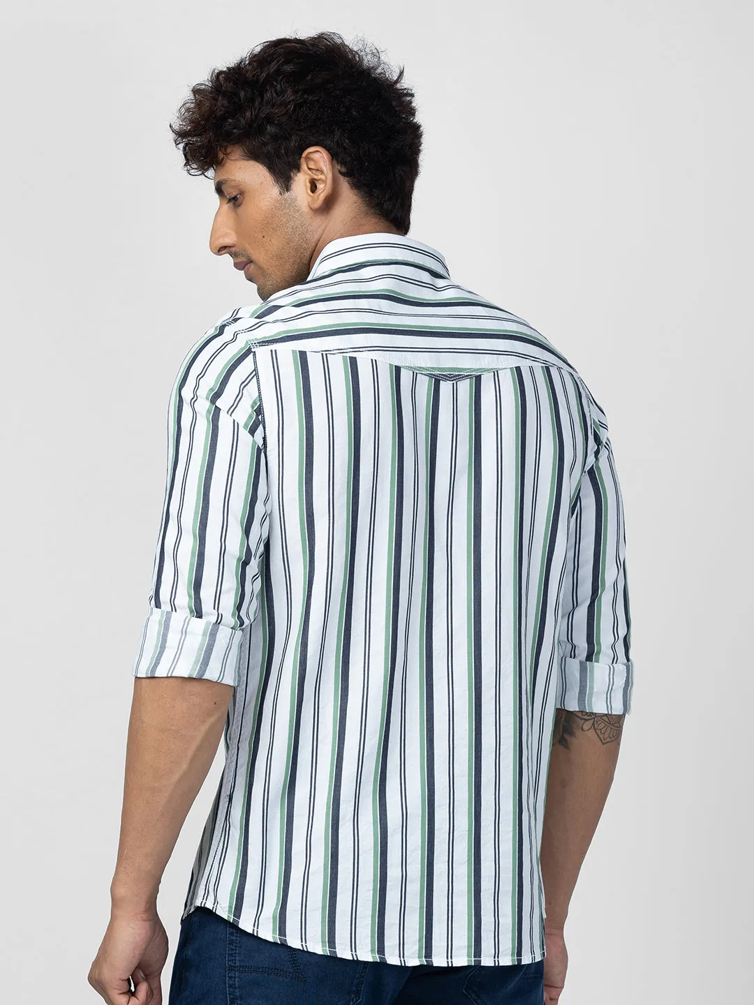 Spykar Men Sage Green Cotton Slim Fit Striped Shirt