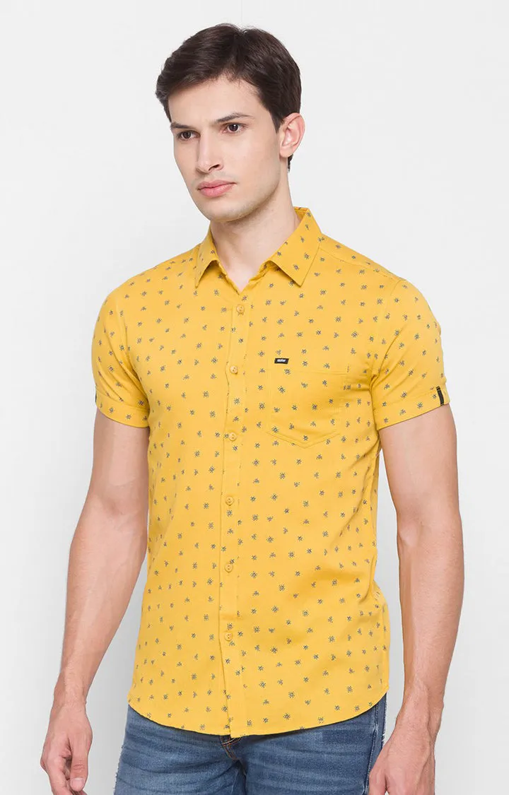 Spykar Men Yellow Cotton Slim Fit Half Sleeve Printed Shirt