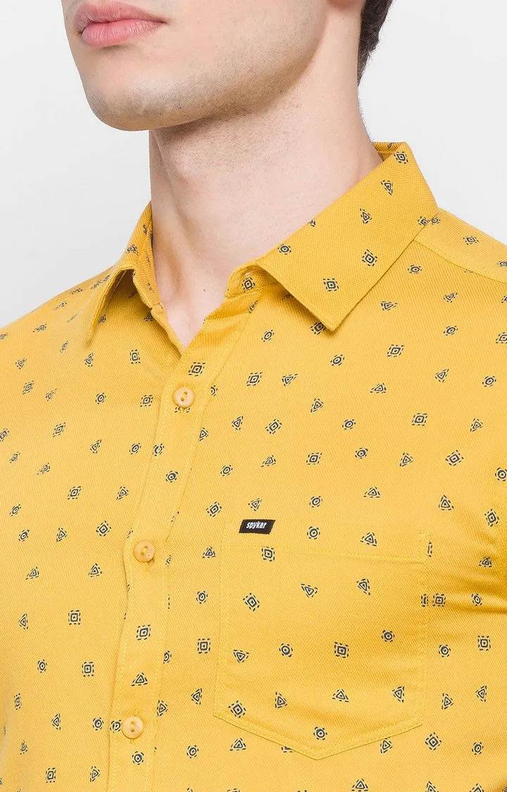 Spykar Men Yellow Cotton Slim Fit Half Sleeve Printed Shirt