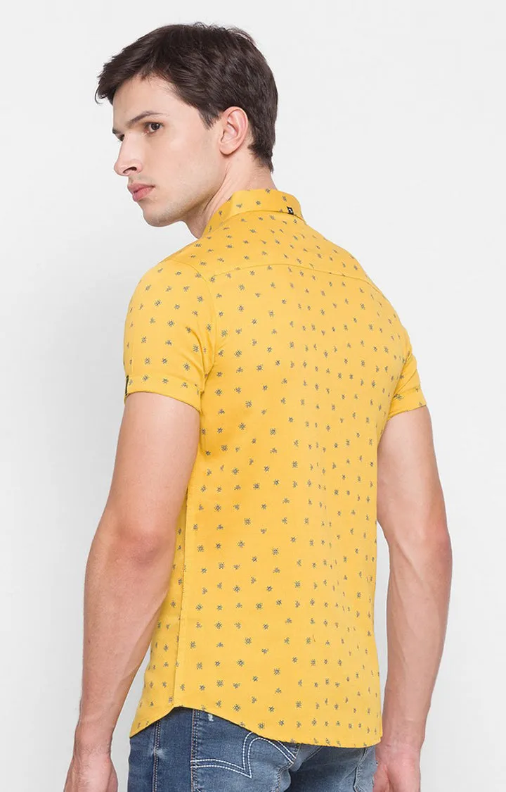 Spykar Men Yellow Cotton Slim Fit Half Sleeve Printed Shirt