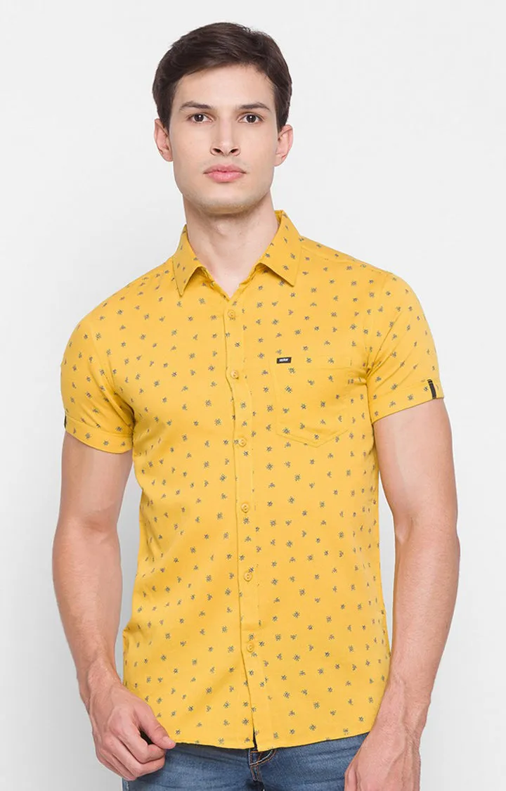 Spykar Men Yellow Cotton Slim Fit Half Sleeve Printed Shirt