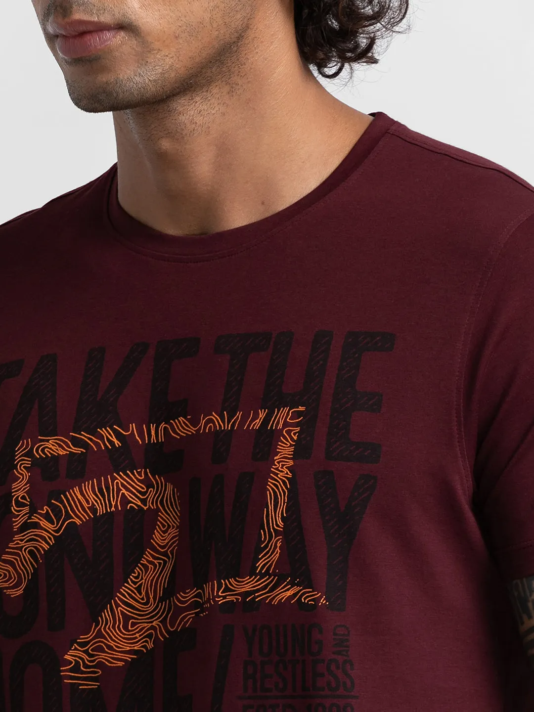 Spykar Wine Cotton Half Sleeve Printed Casual T-Shirt For Men