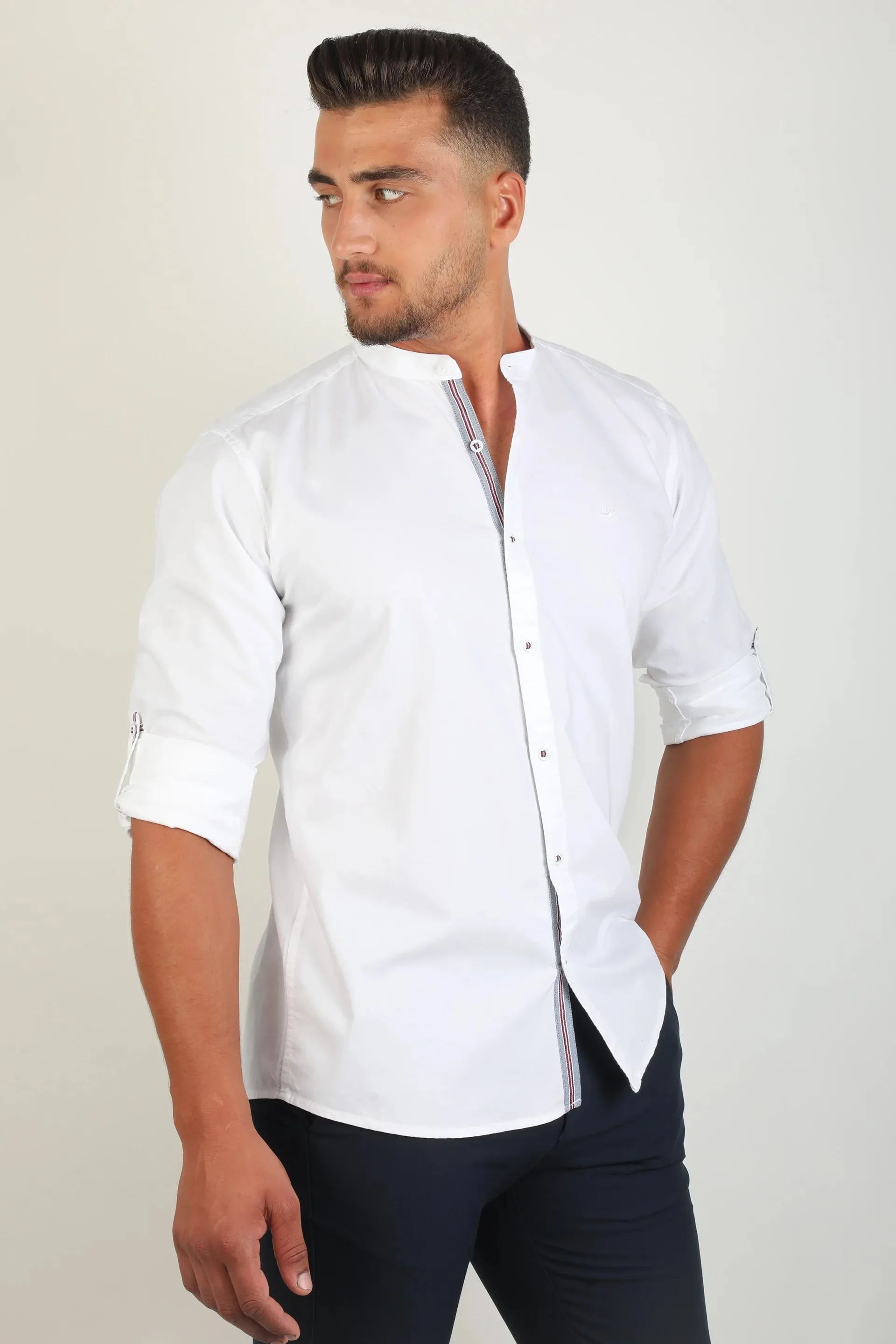 White Casual Shirt With Wing Collar