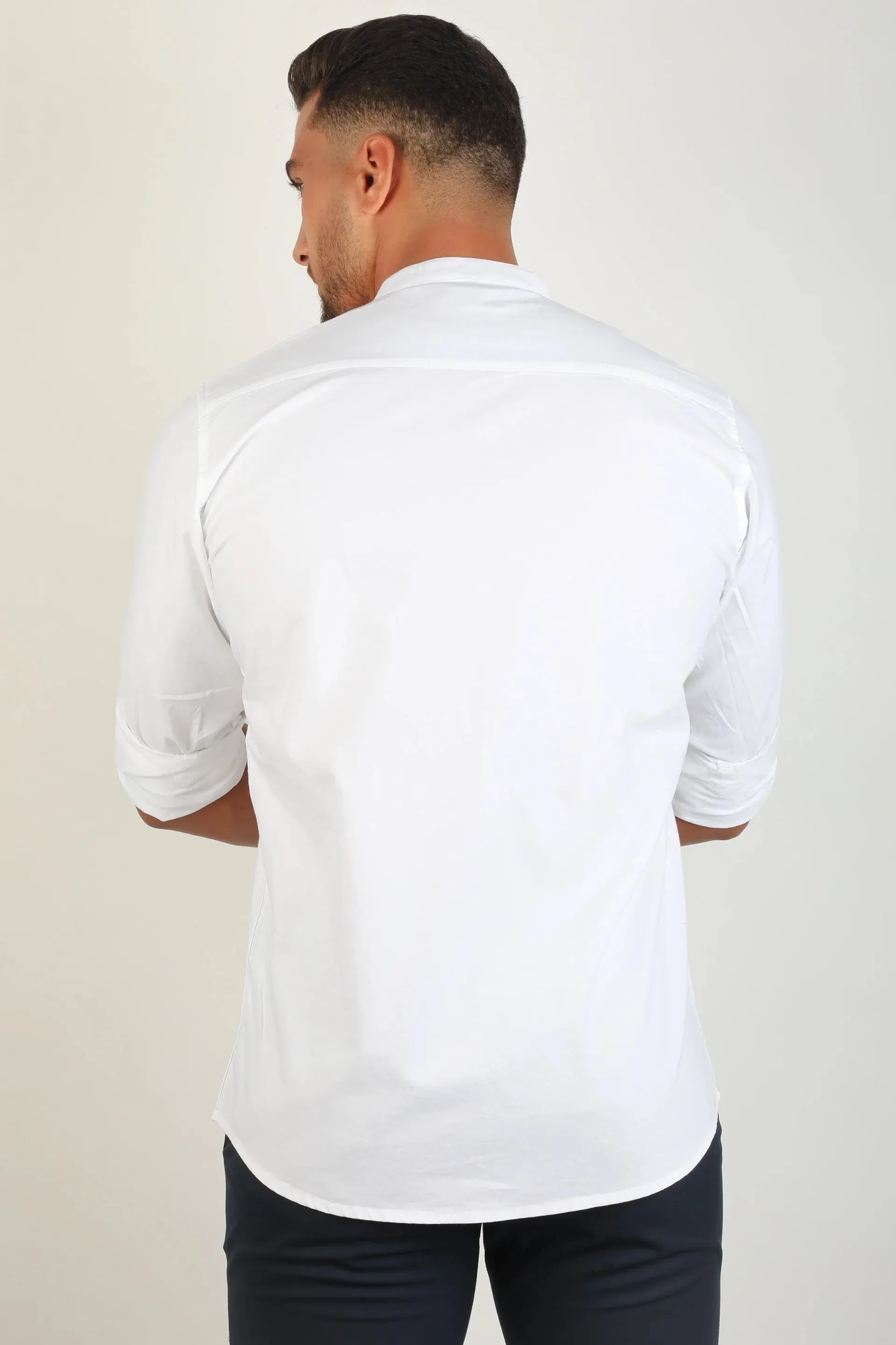 White Casual Shirt With Wing Collar